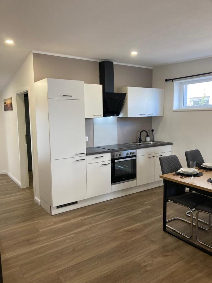 Moderne Ferienwohnung Mit Balkon Herxheim Buitenkant foto